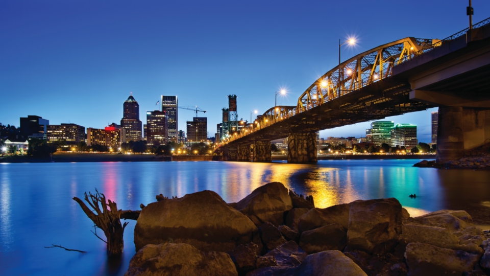 Portland, OR Ultimate Getaway Roundtrip from Los Angeles