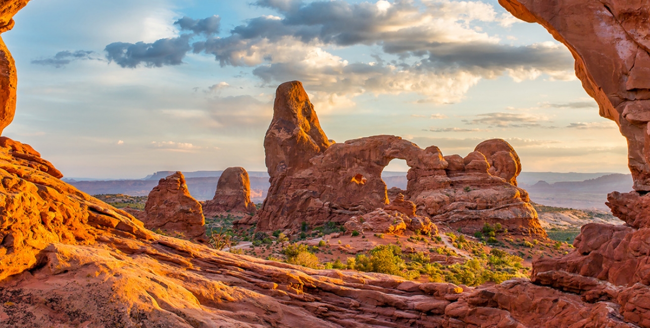 Arches Canyonlands Getaway by train Amtrak Vacations