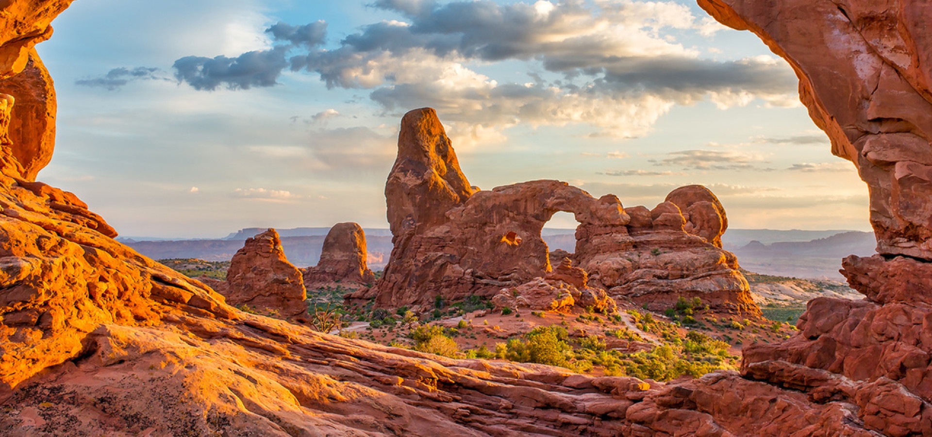 Arches Canyonlands Getaway by train Amtrak Vacations